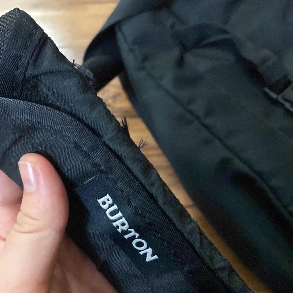 Burton Messenger Bag